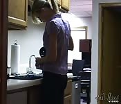 Having an orgasm on her coffee break