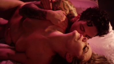 Small Hands, um careca com pau enorme